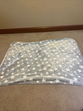 Soft Star Print Baby Blanket - Gray